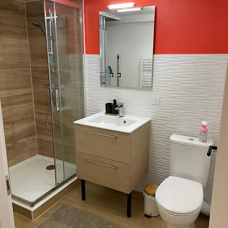 Апартаменты Confortable A Centre, A Pied Доль